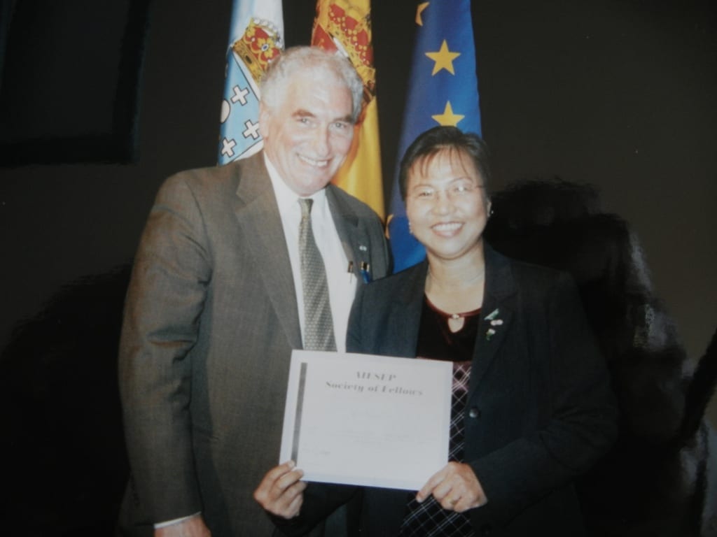 2002_10_20_aiesep_acoruna_fellow_2